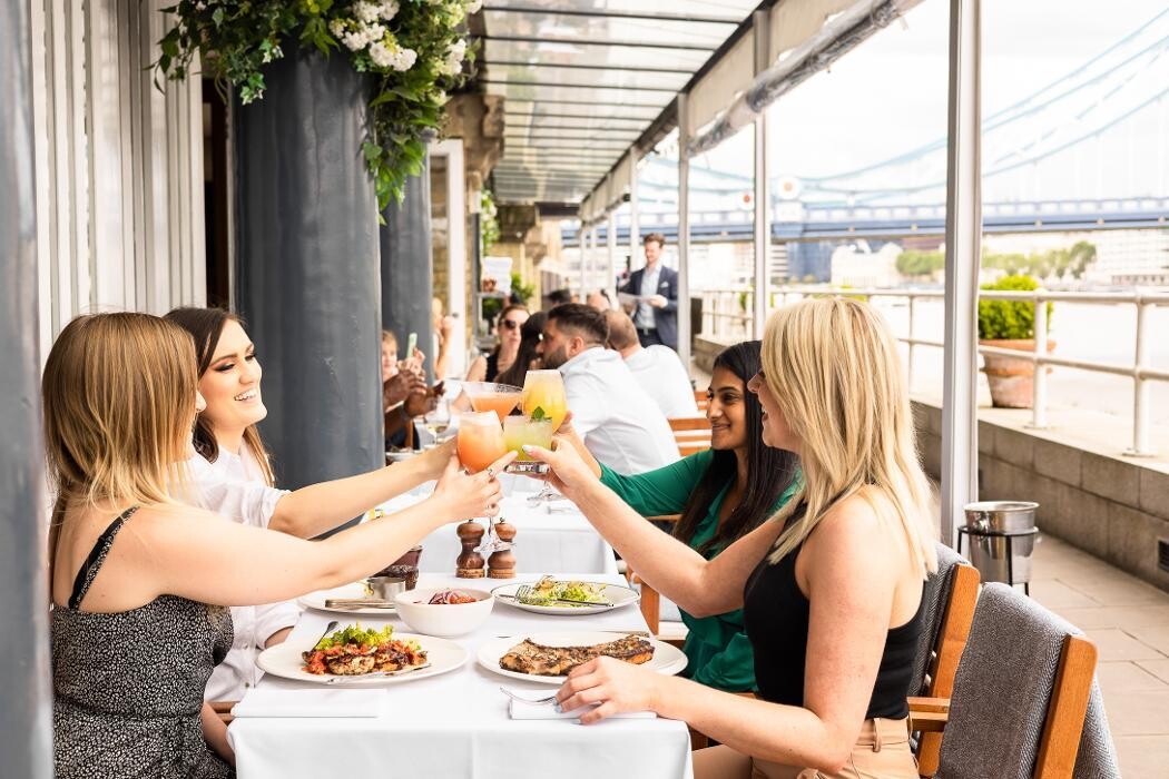 Images Butlers Wharf Chop House