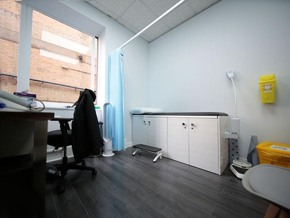 Images London Doctors Clinic Kings Cross