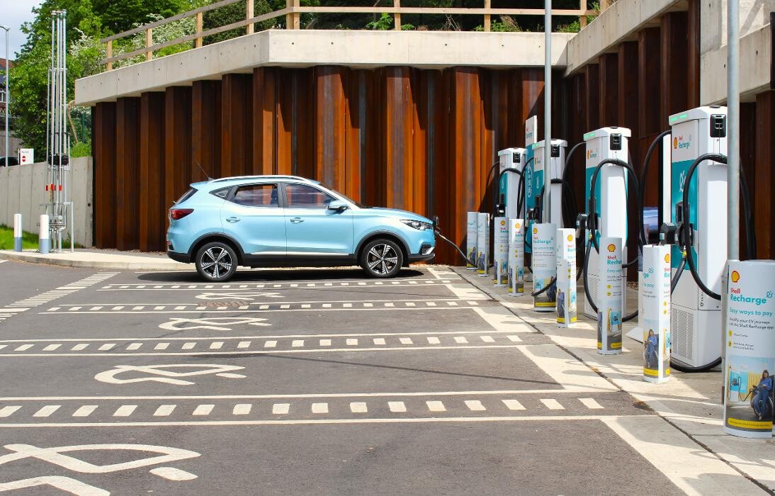 Images Shell Recharge Charging Station