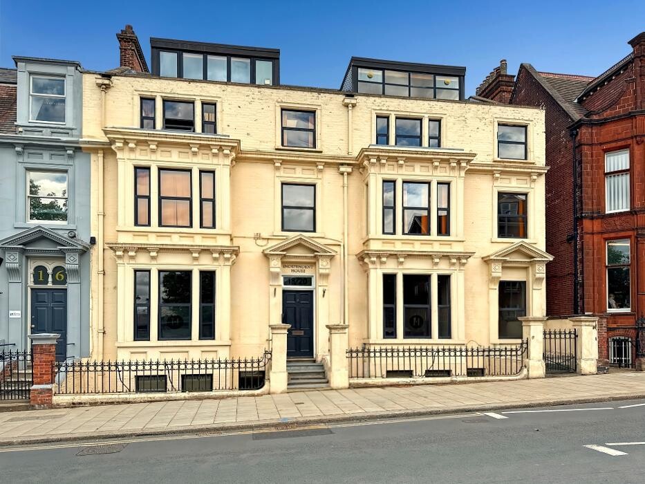 Images HQ Independent House