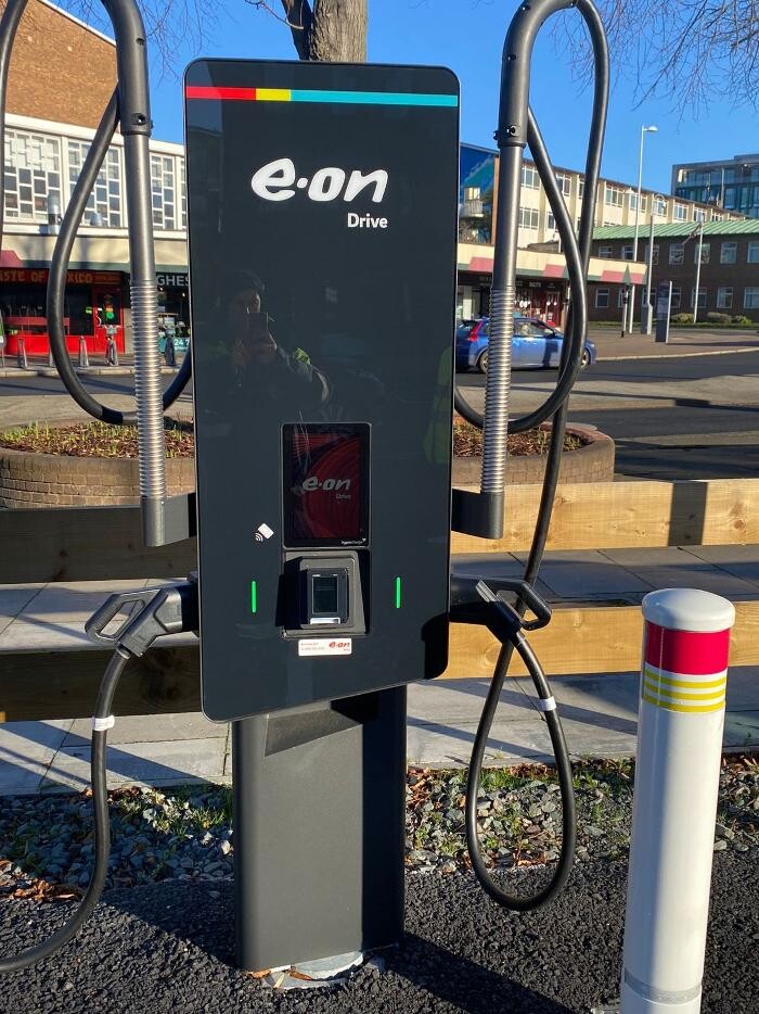 Images E.ON Drive Charging Station