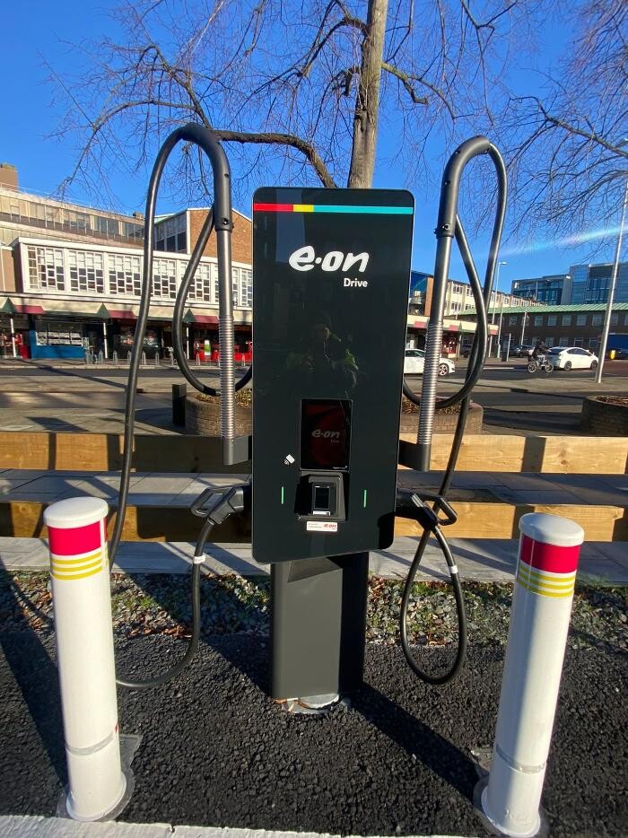 Images E.ON Drive Charging Station