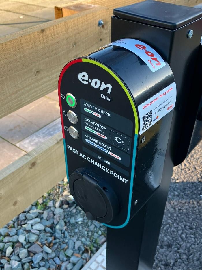 Images E.ON Drive Charging Station