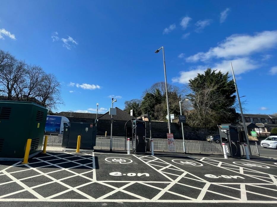 Images E.ON Drive Charging Station