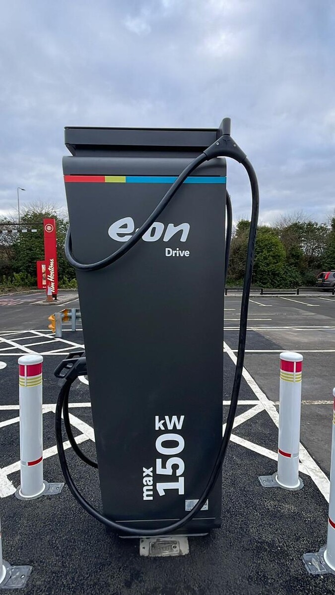 Images E.ON Drive Charging Station