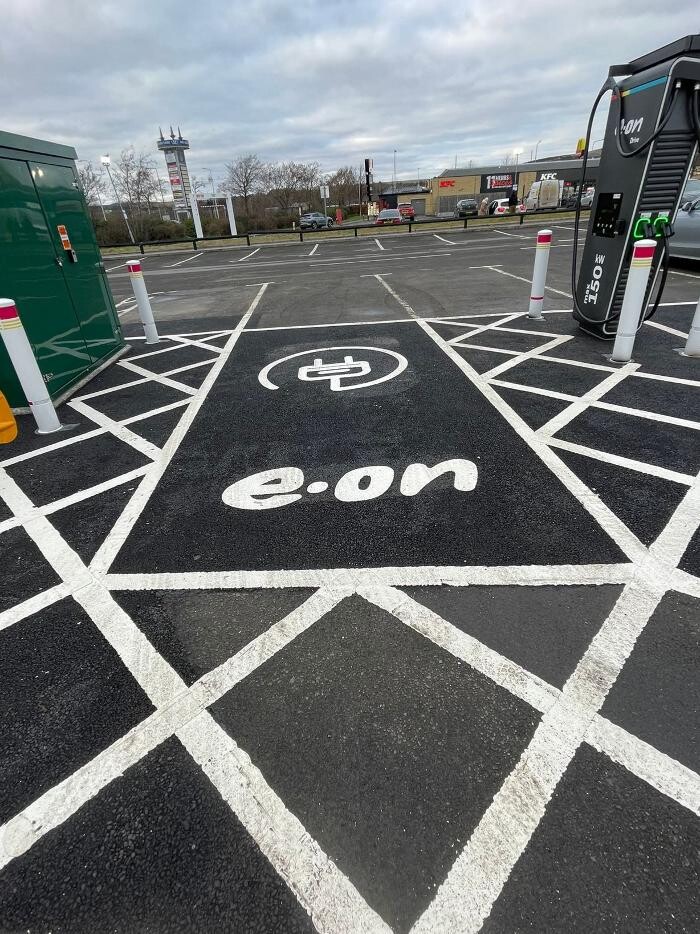 Images E.ON Drive Charging Station