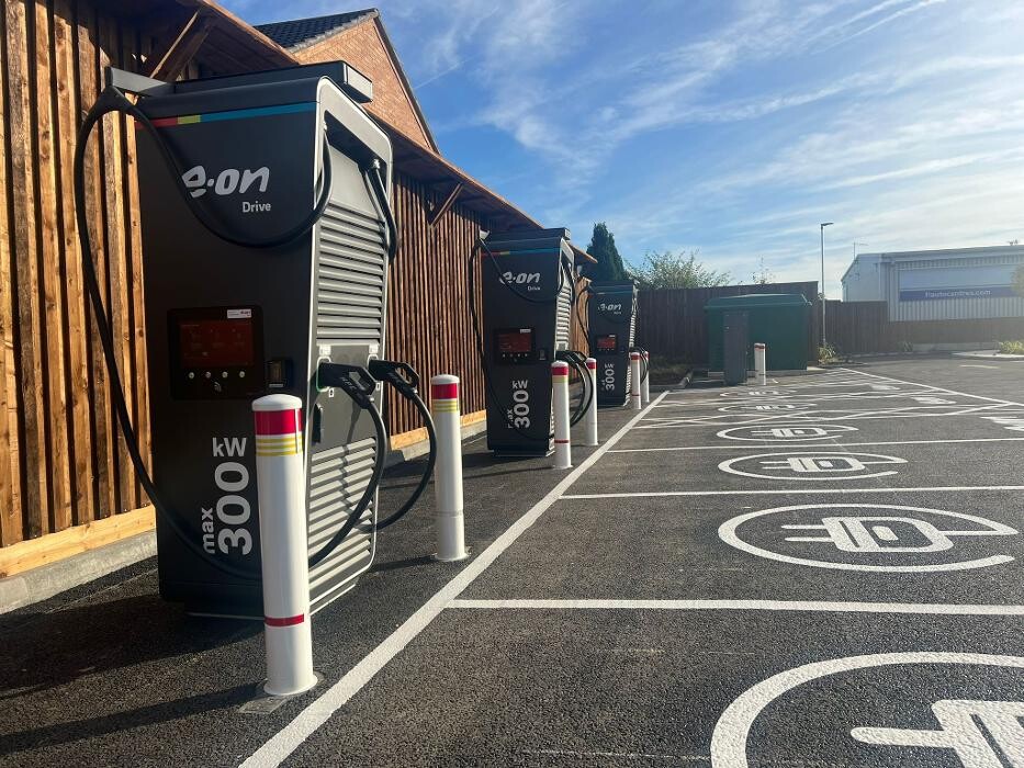 Images E.ON Drive Charging Station