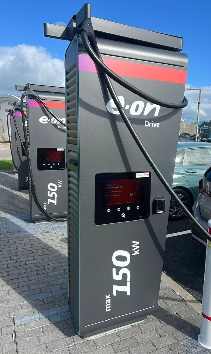 Images E.ON Drive Charging Station