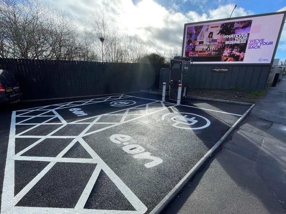 Images E.ON Drive Charging Station