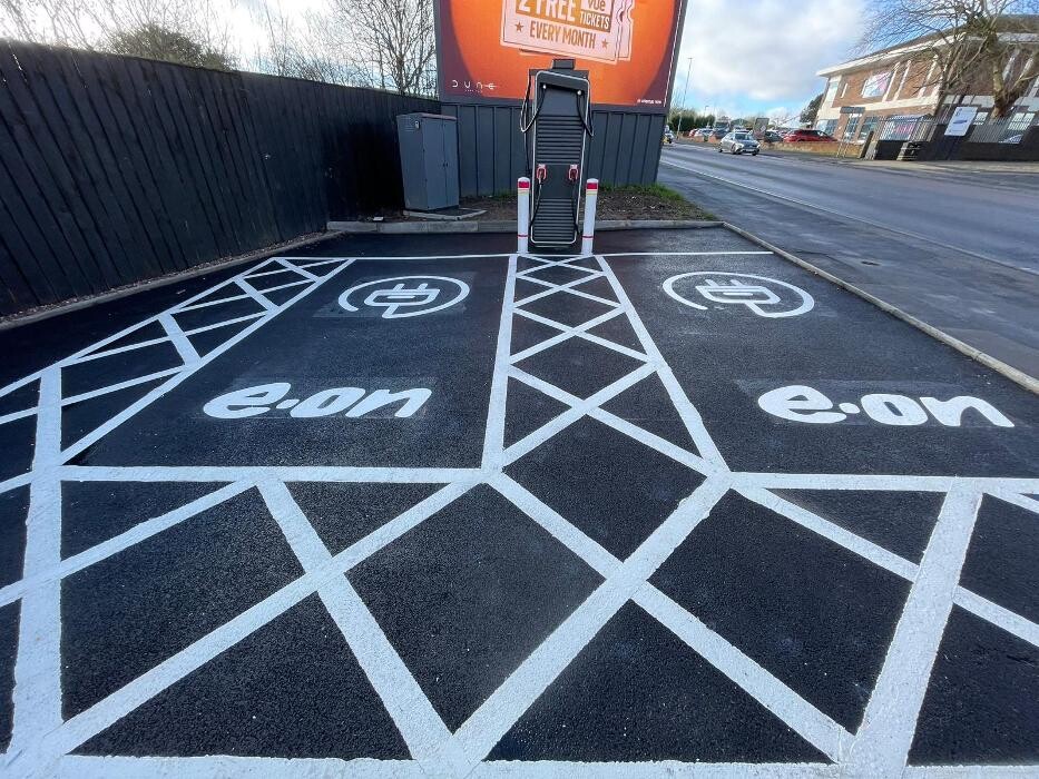 Images E.ON Drive Charging Station