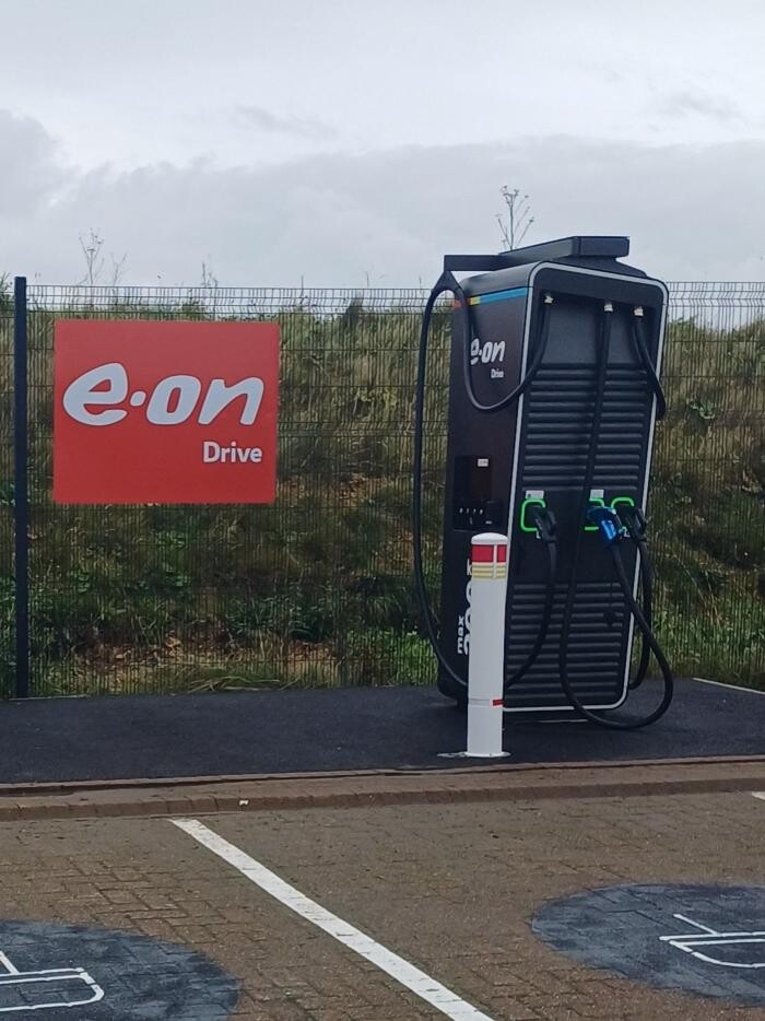 Images E.ON Drive Charging Station