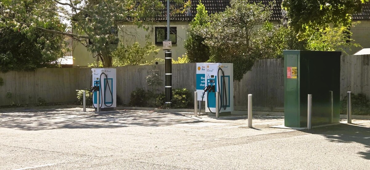 Images Shell Recharge Charging Station