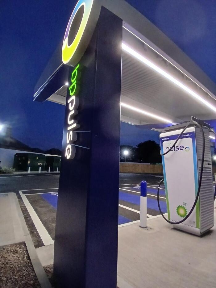 Images bp pulse Charging Station