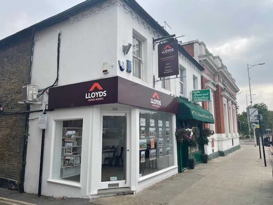 Images Lloyds Estate Agents