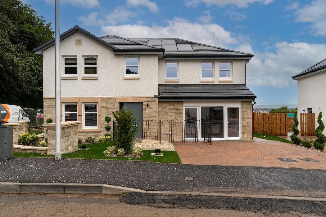 Images Dundas Estates | Gilbertfield Woods