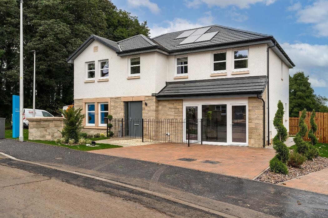 Images Dundas Estates | Gilbertfield Woods