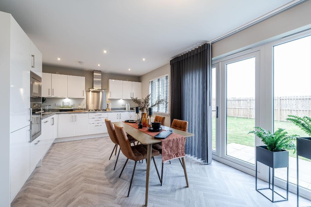 Images Dundas Estates | Dargavel Village