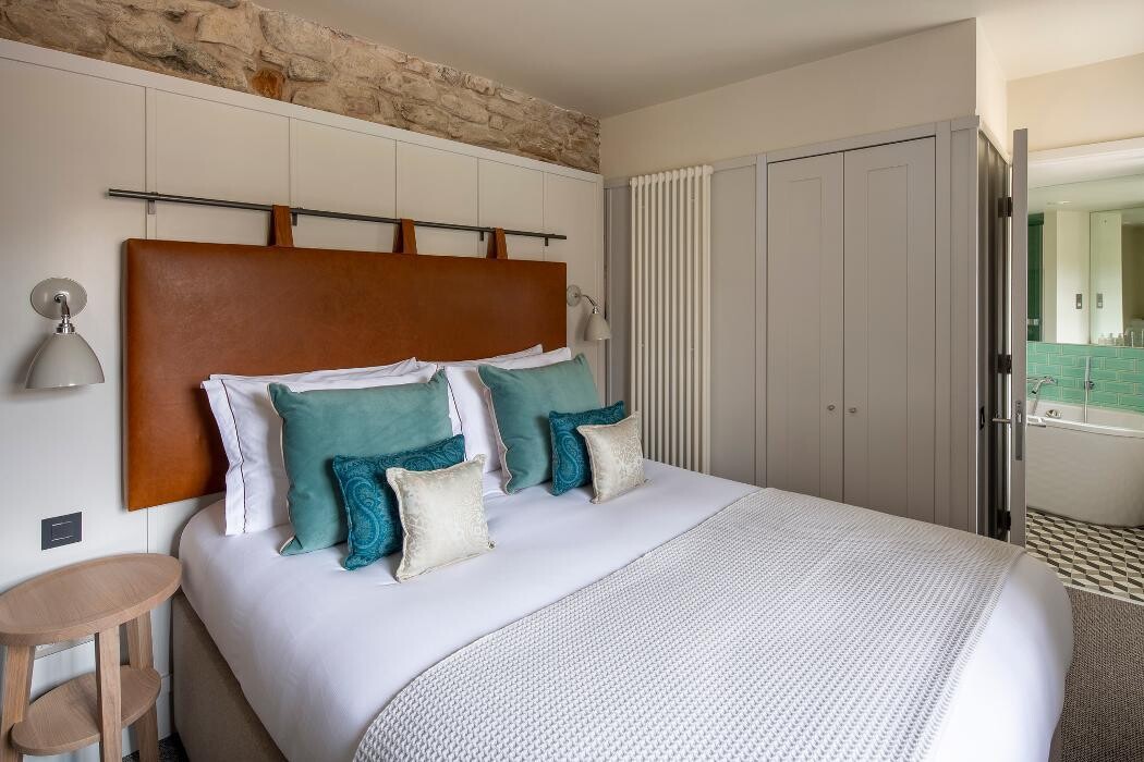 Images Abbey Strand Apartments at Holyrood