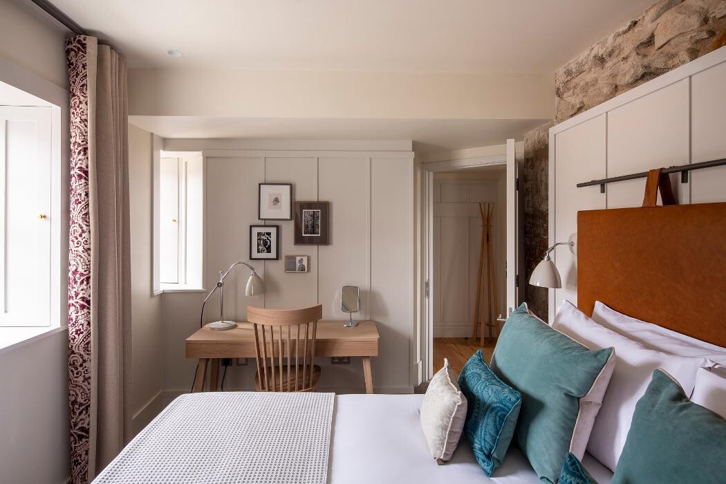 Images Abbey Strand Apartments at Holyrood