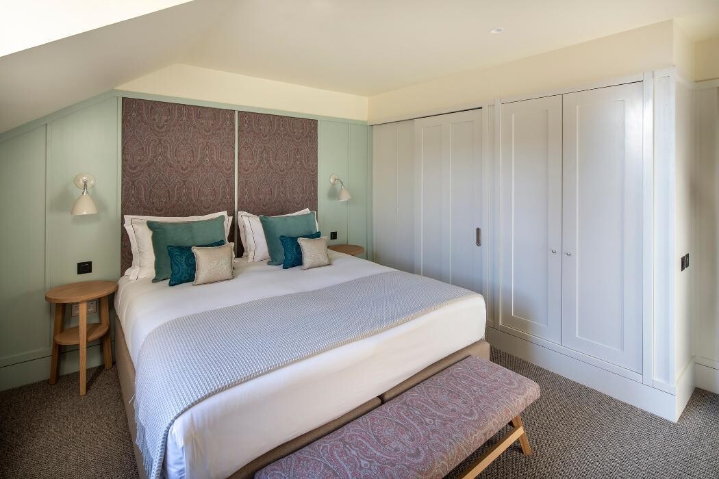 Images Abbey Strand Apartments at Holyrood