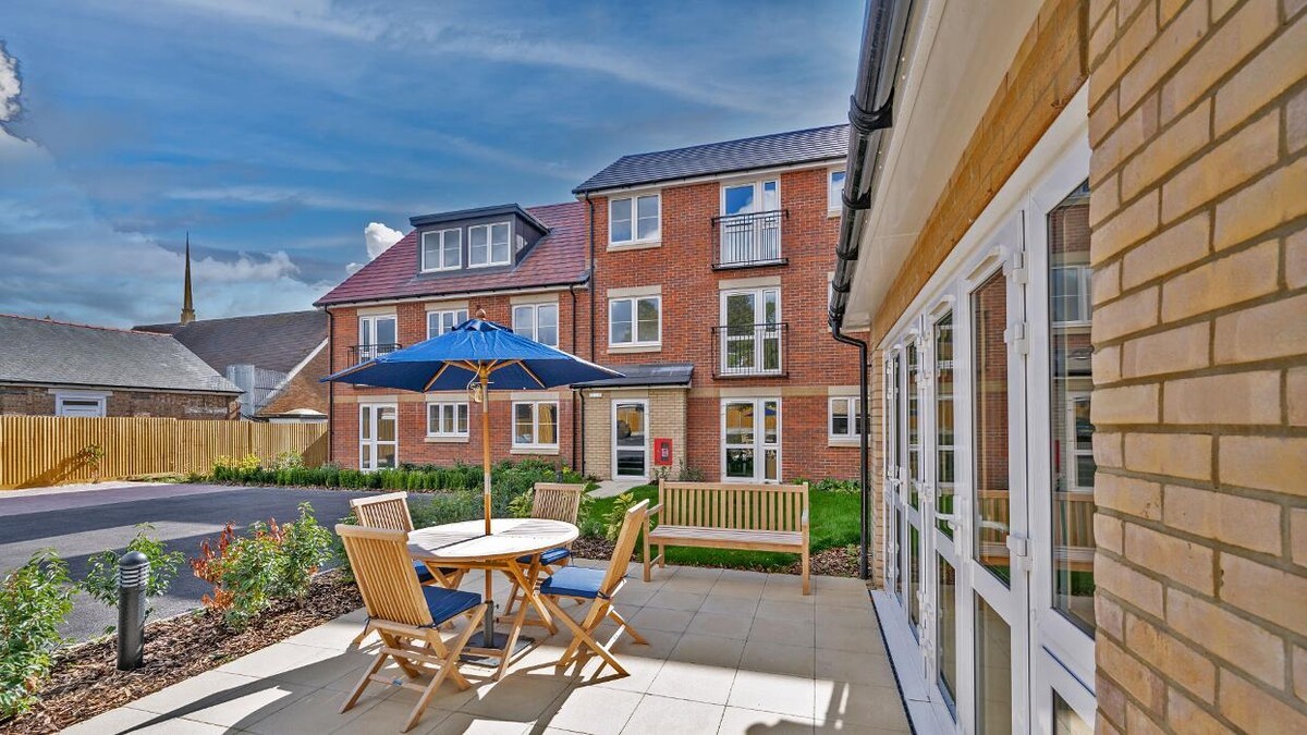 Images Churchill Living