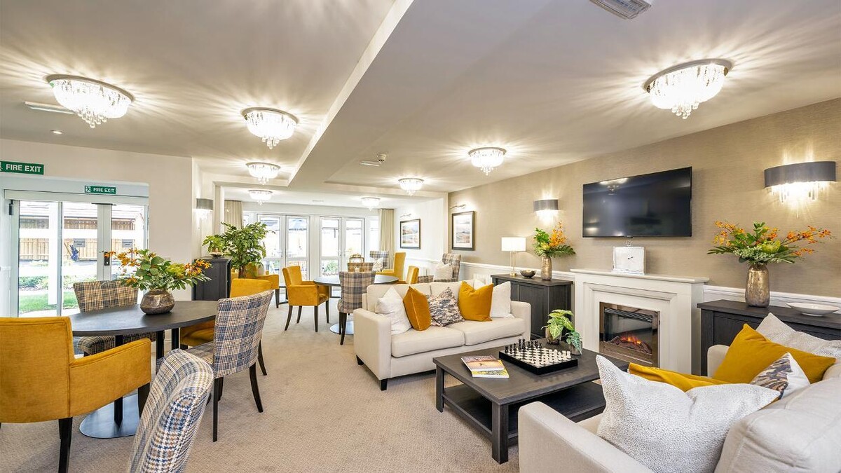 Images Churchill Living