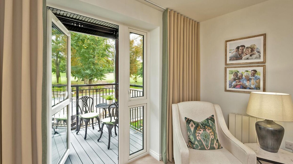 Images Churchill Living