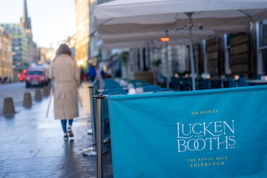 Images Luckenbooths