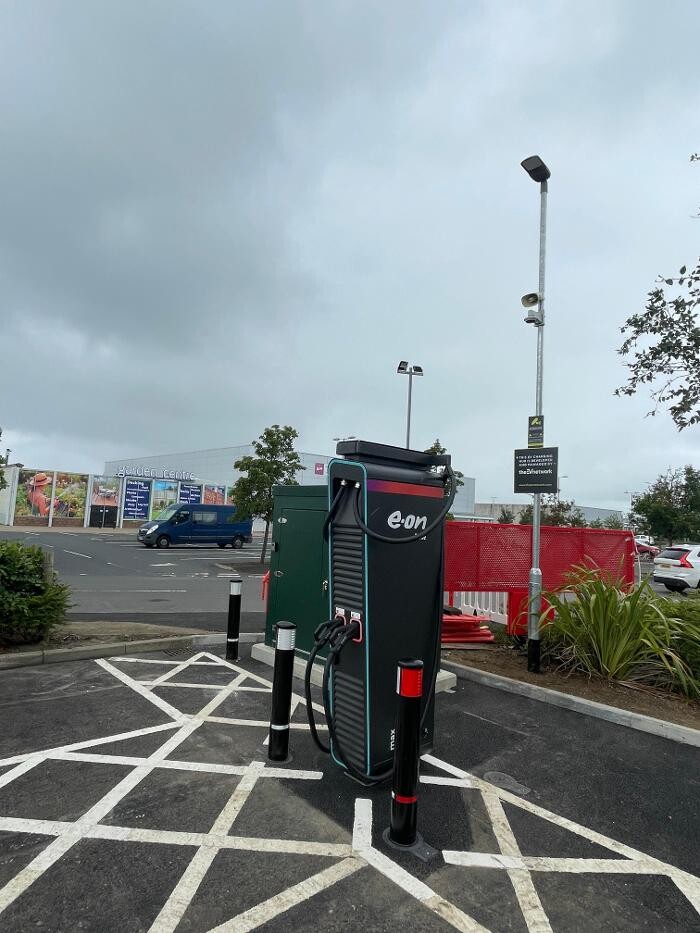 Images E.ON Drive Charging Station