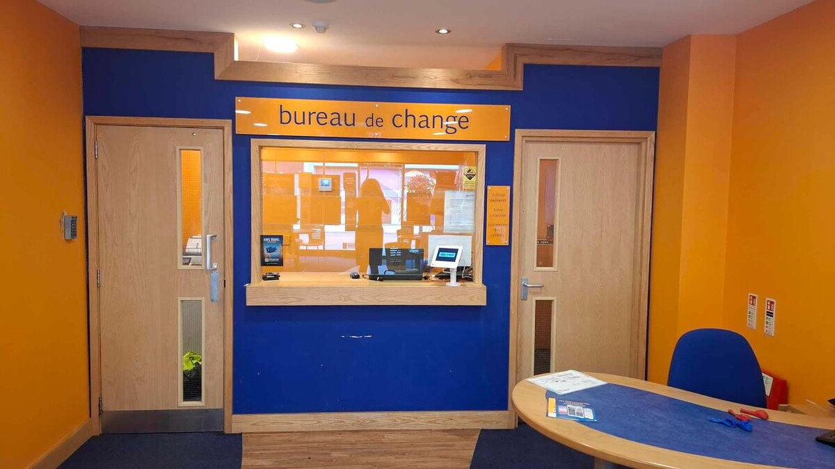 Images Hays Travel Money