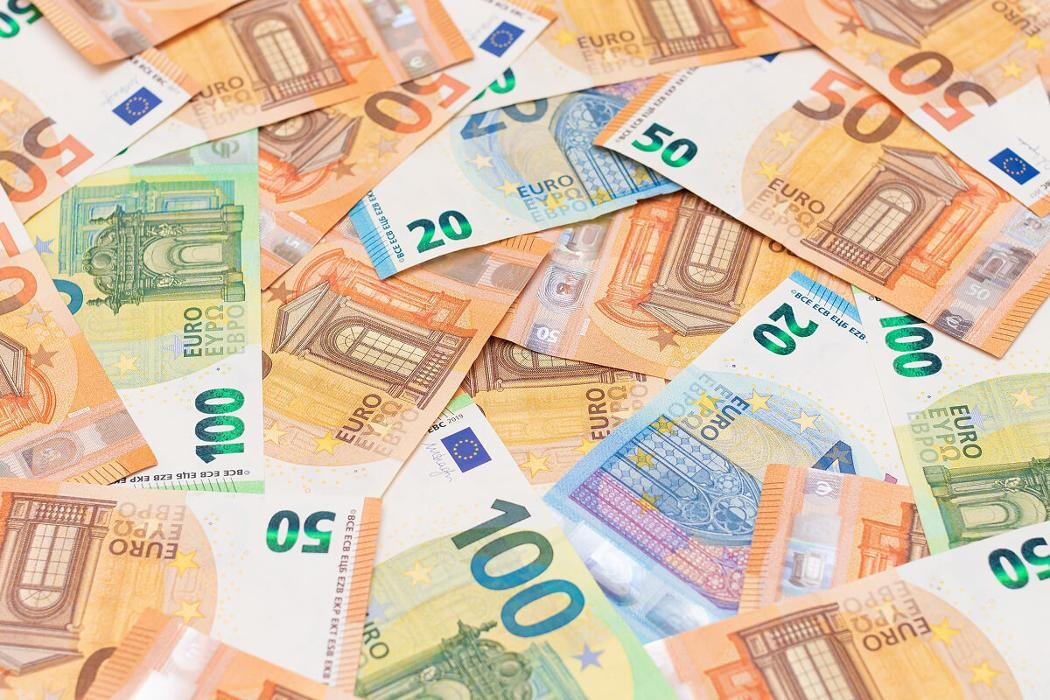 Images Hays Travel Money