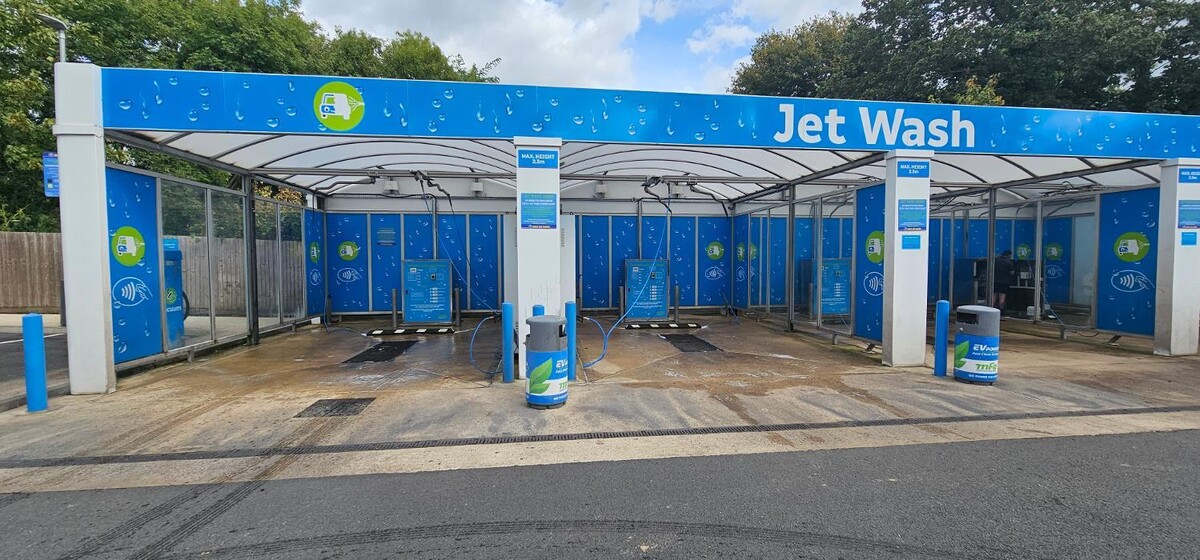 Images MFG Car Wash Centre
