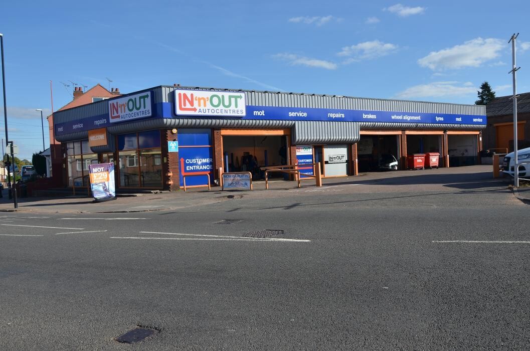 Images IN'n'OUT Autocentres Coventry