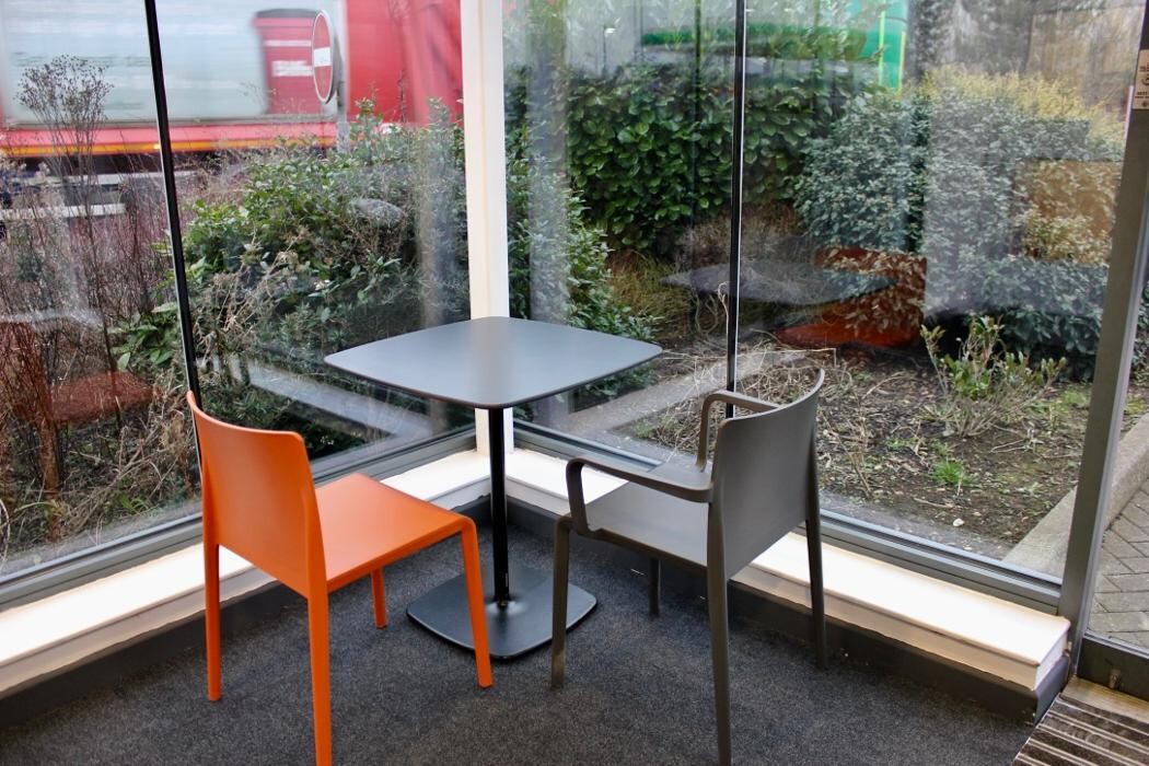 Images IN'n'OUT Autocentres Milton Keynes