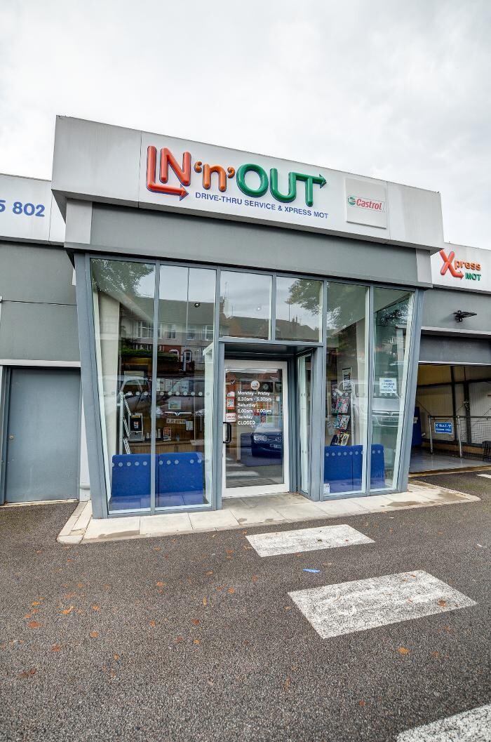 Images IN'n'OUT Autocentres Northampton - Kettering Road