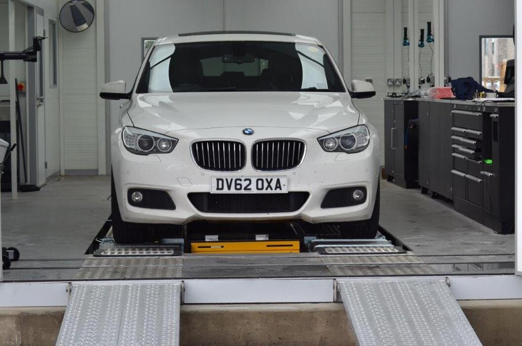 Images IN'n'OUT Autocentres Lincoln