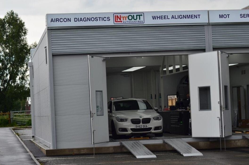 Images IN'n'OUT Autocentres Lincoln