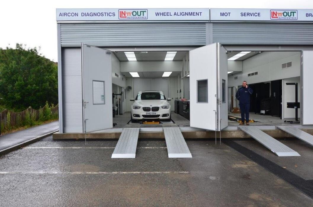 Images IN'n'OUT Autocentres Lincoln