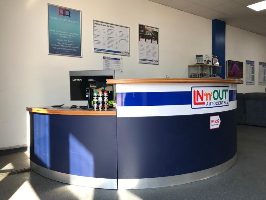 Images IN'n'OUT Autocentres Peterborough