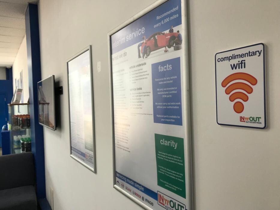 Images IN'n'OUT Autocentres Peterborough