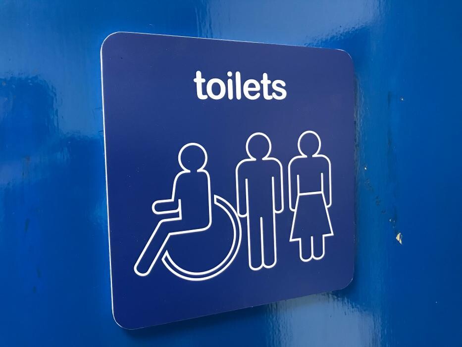 Images IN'n'OUT Autocentres Peterborough