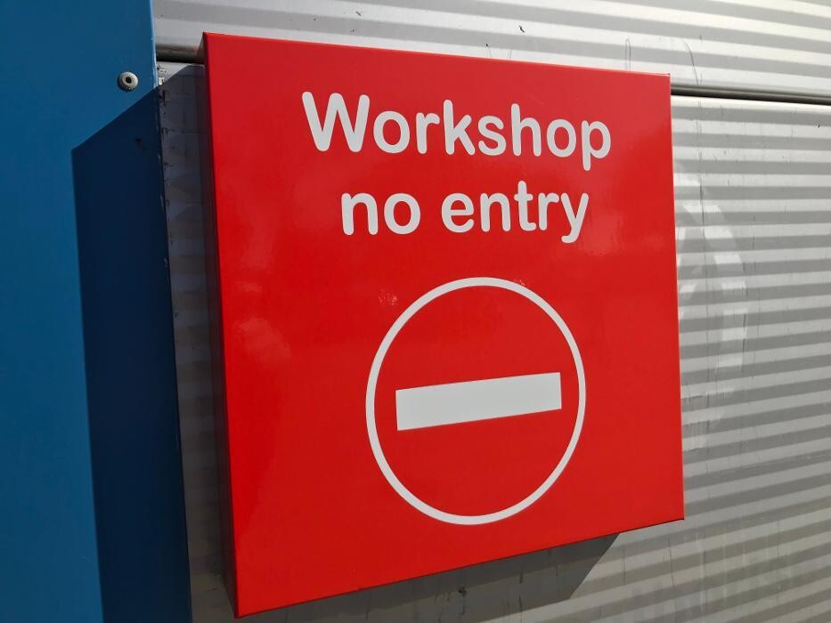 Images IN'n'OUT Autocentres Peterborough