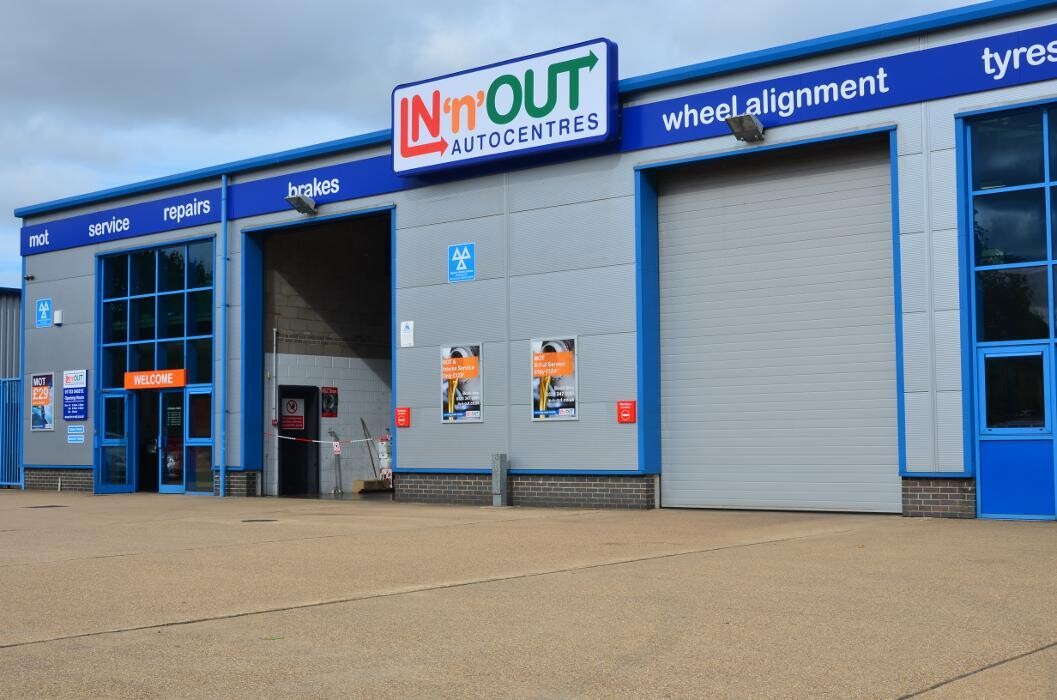 Images IN'n'OUT Autocentres Peterborough