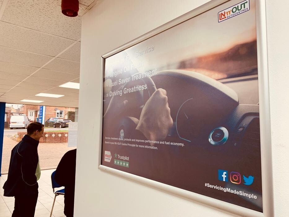 Images IN'n'OUT Autocentres Norwich