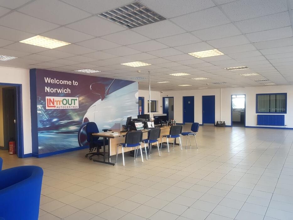 Images IN'n'OUT Autocentres Norwich