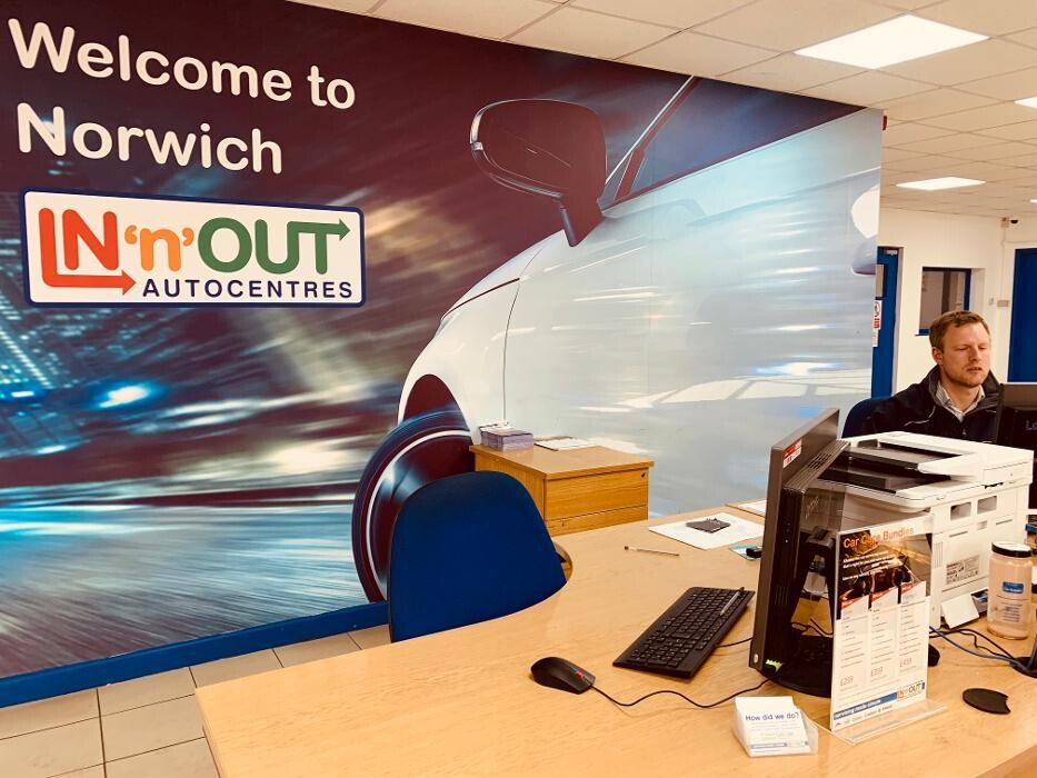 Images IN'n'OUT Autocentres Norwich