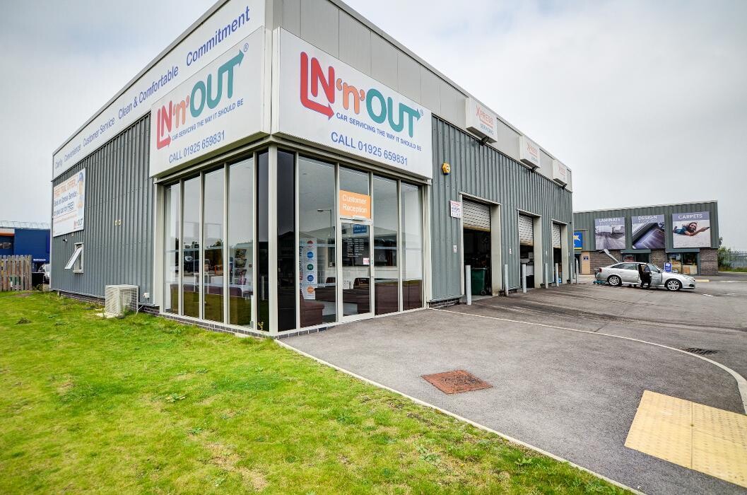 Images IN'n'OUT Autocentres Warrington
