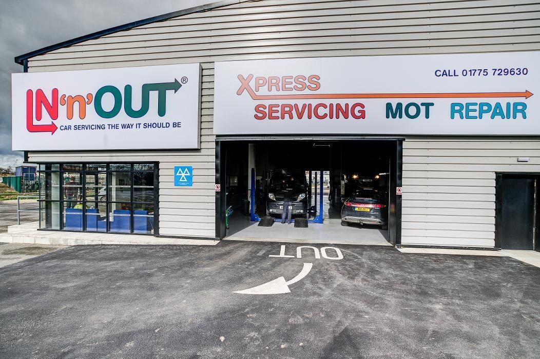 Images IN'n'OUT Autocentres Spalding