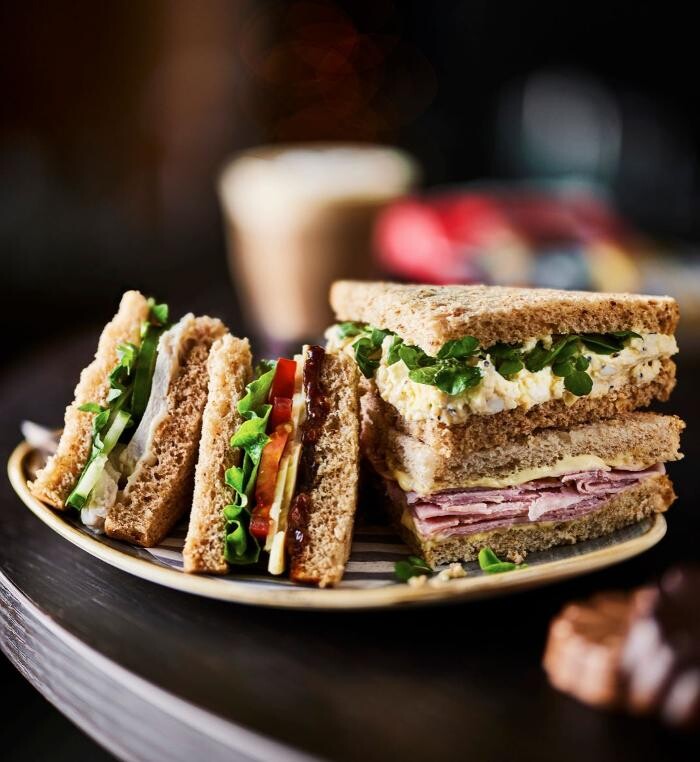 Images M&S Café
