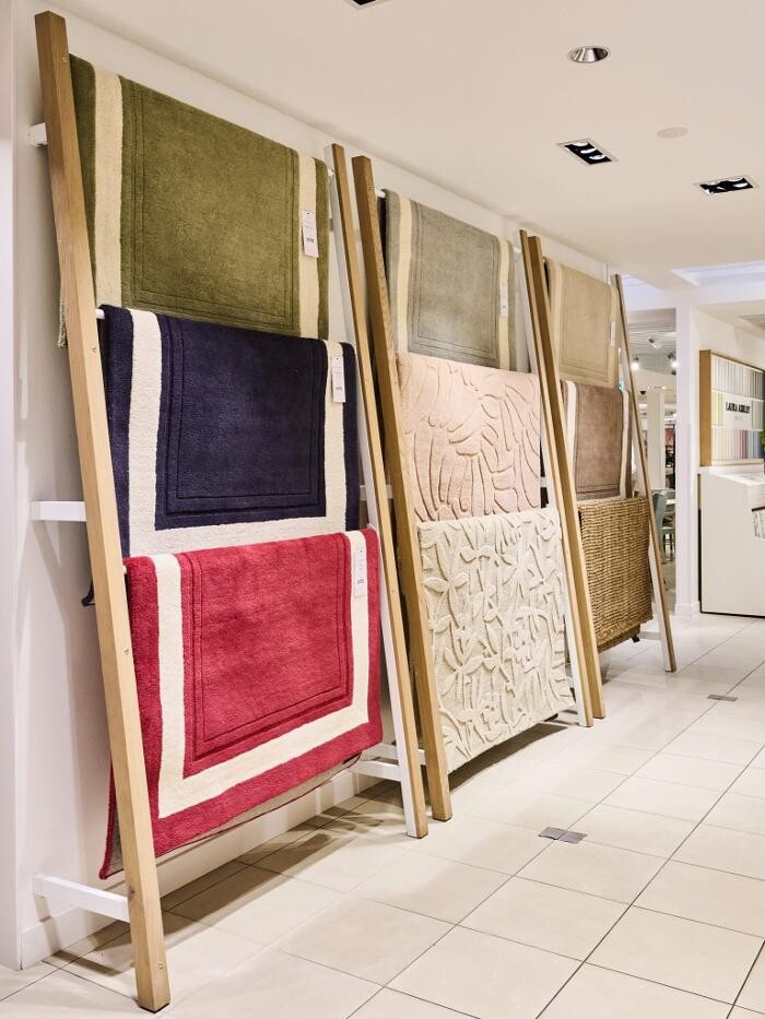 Images Laura Ashley